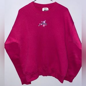 Vintage magenta Flower crewneck!